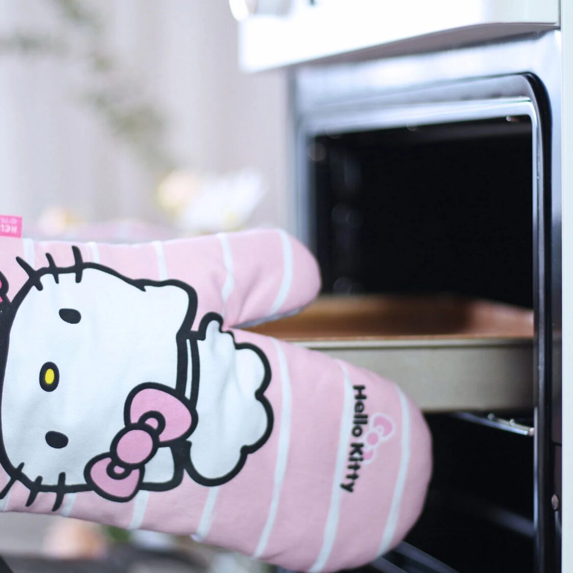 CHEFMADE Hello Kitty Cotton Polyester Oven Mitt 2pcs/Set 1898CM-KT7020