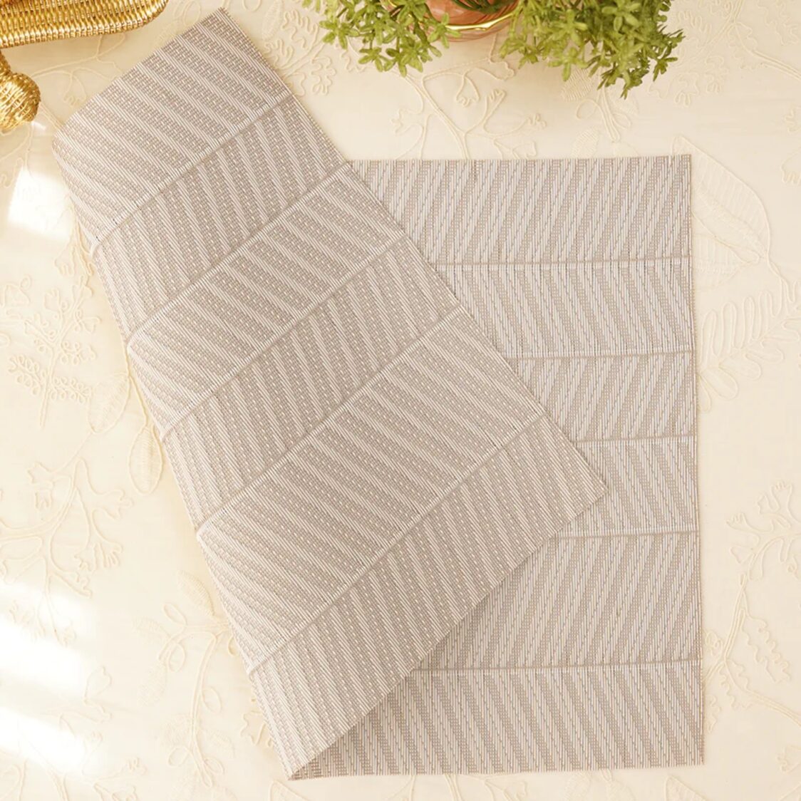J. Rapee Yukon Placemat Natural