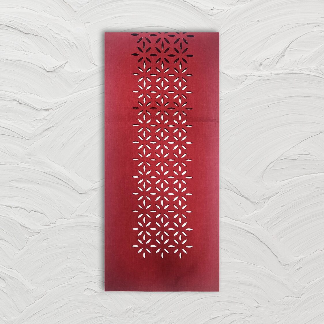 J. Rapee Morocco Tablerunner Red