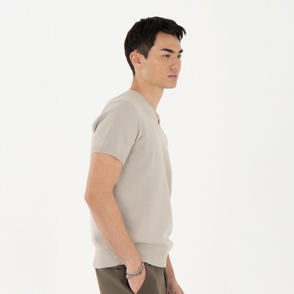 K/WOODS Mens Calmline V-neck - Almond