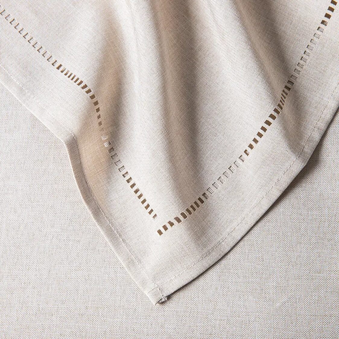 J. Rapee Sonia Tablecloth 150x230 Stone