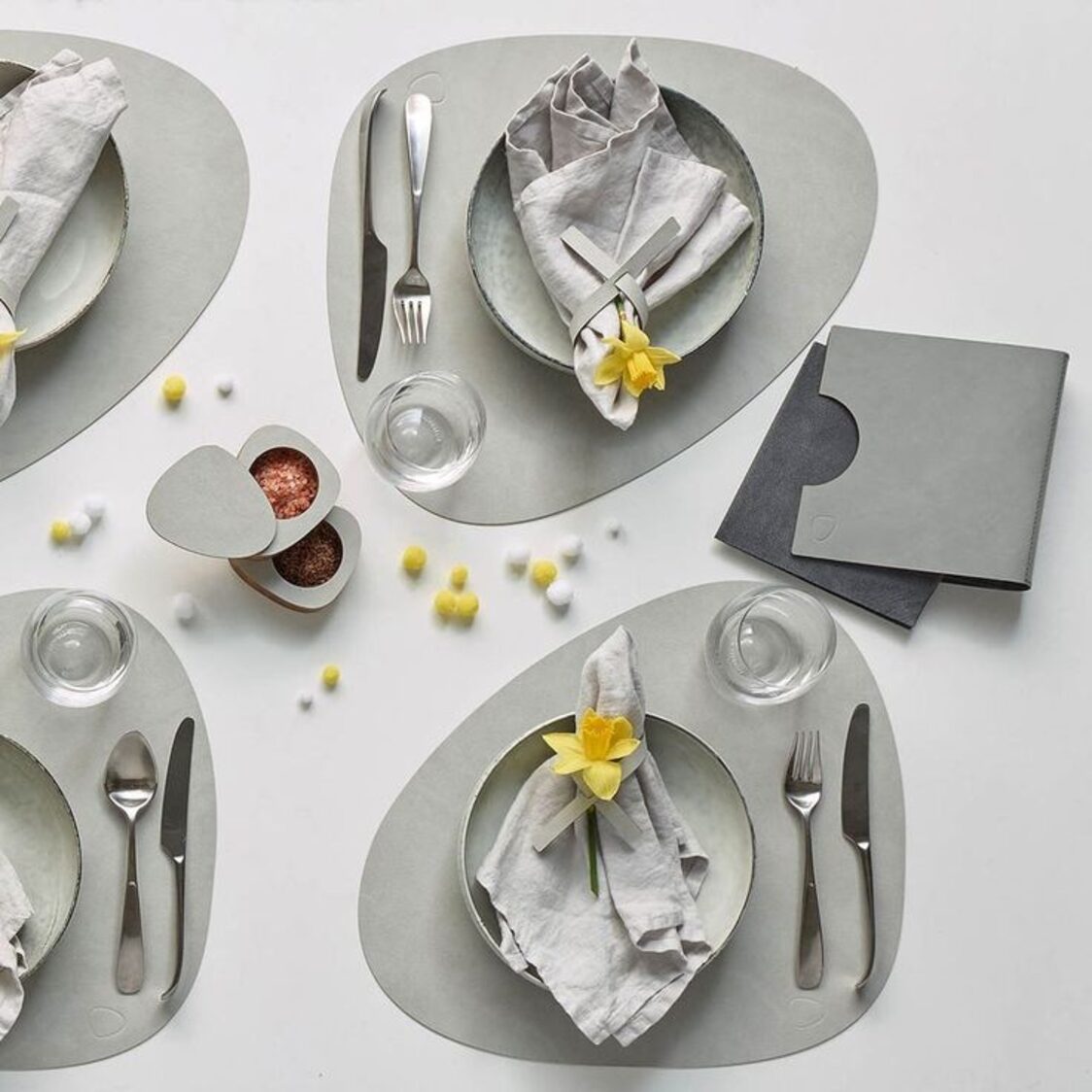 J. Rapee Litchi Placemat Silver