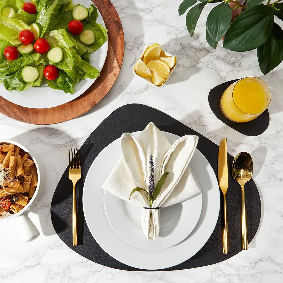 J. Rapee Litchi Placemat Black