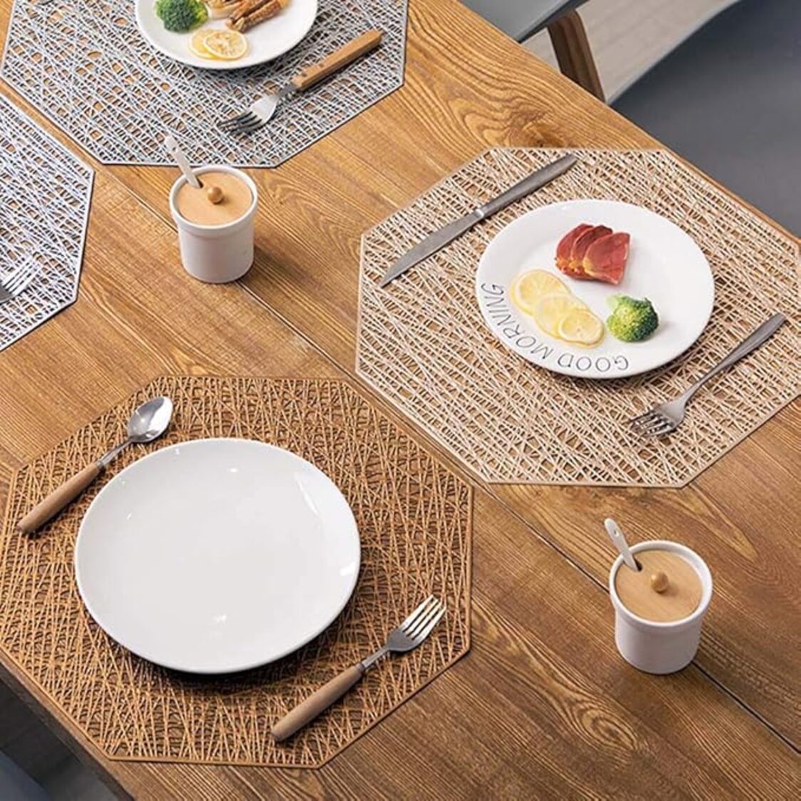J. Rapee Mode Placemat Gold