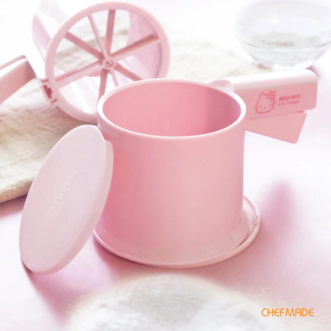 CHEFMADE Hello Kitty Flour Sifter - Pink 1898CM-KT7016
