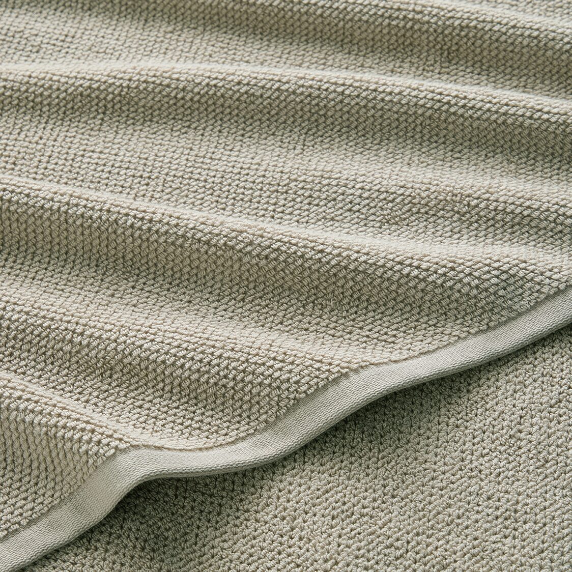 Christy Brixton Sport Bath Towel Pebble