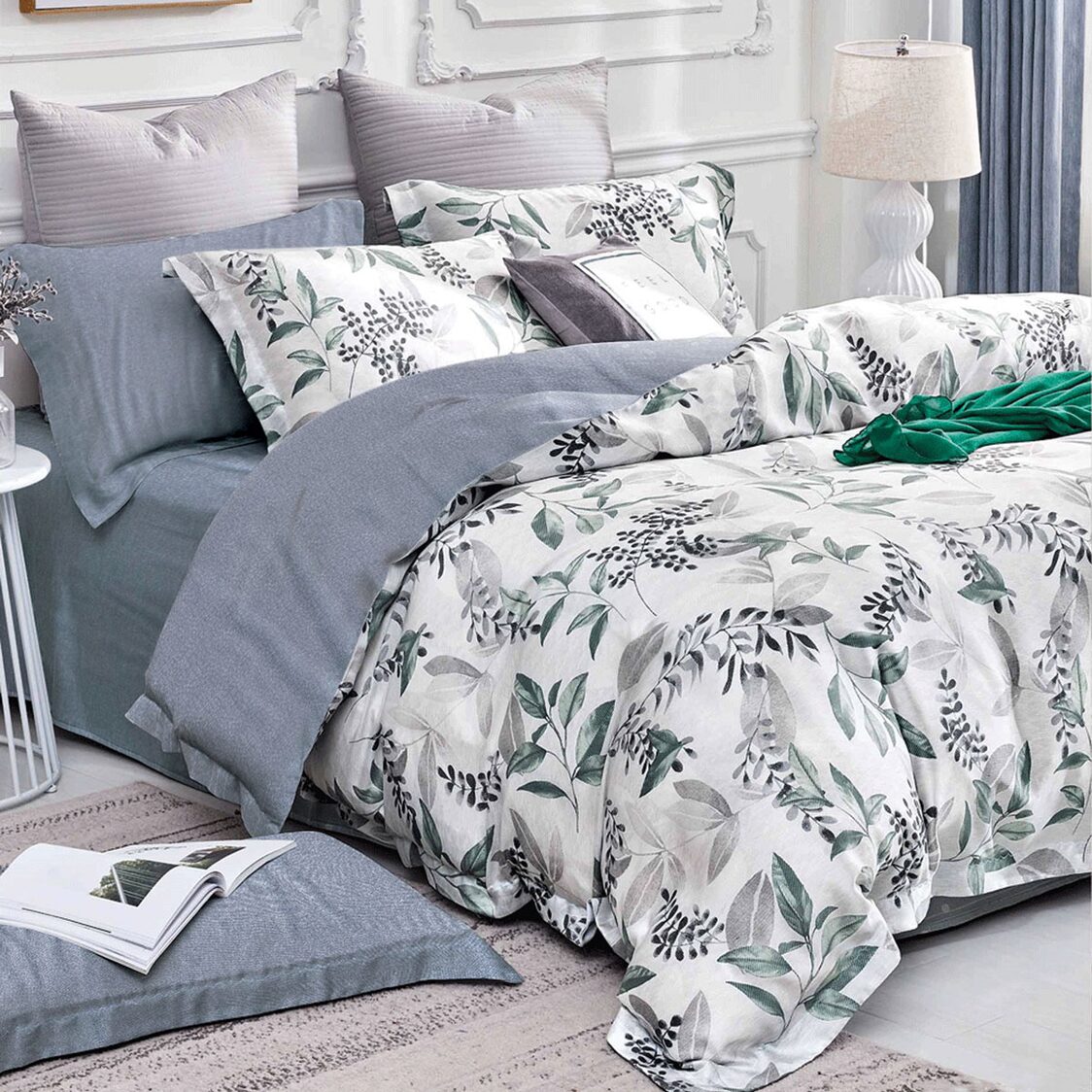 Suzanne Sobelle 66 Rena Deluxe Fitted Sheet Set/Bed Set