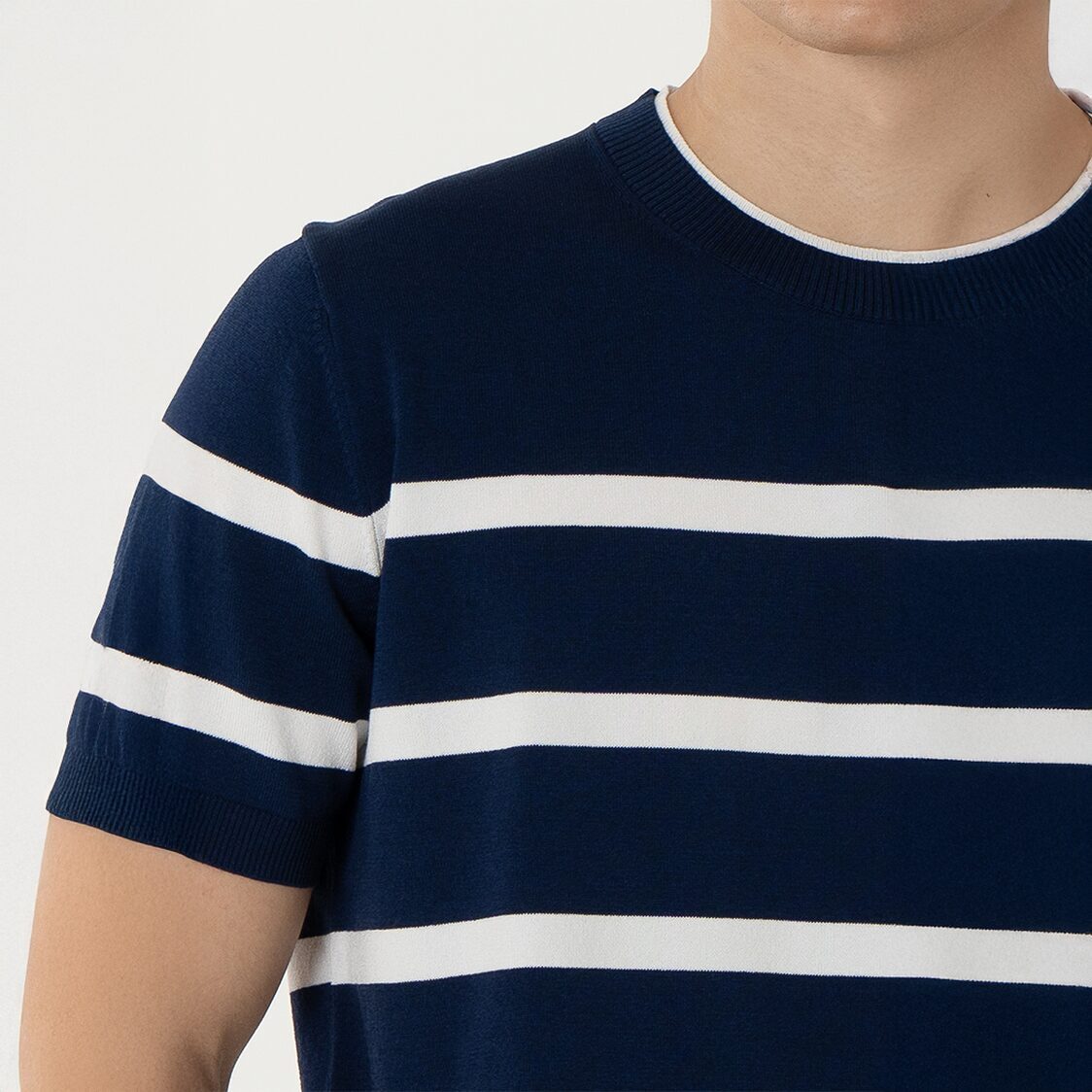 K/WOODS Ice Cool Horizon Stripe Pullover in Navy