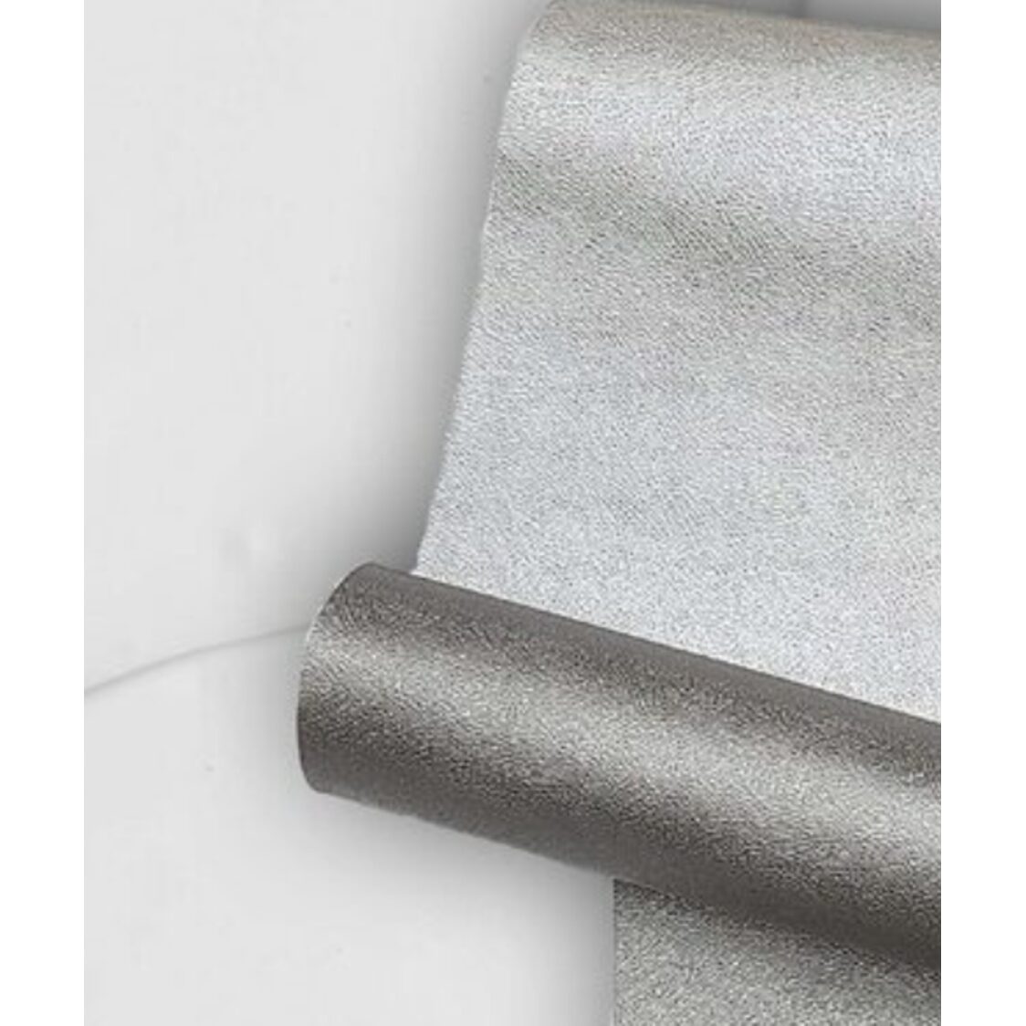 J. Rapee Pave Tablerunner Grey