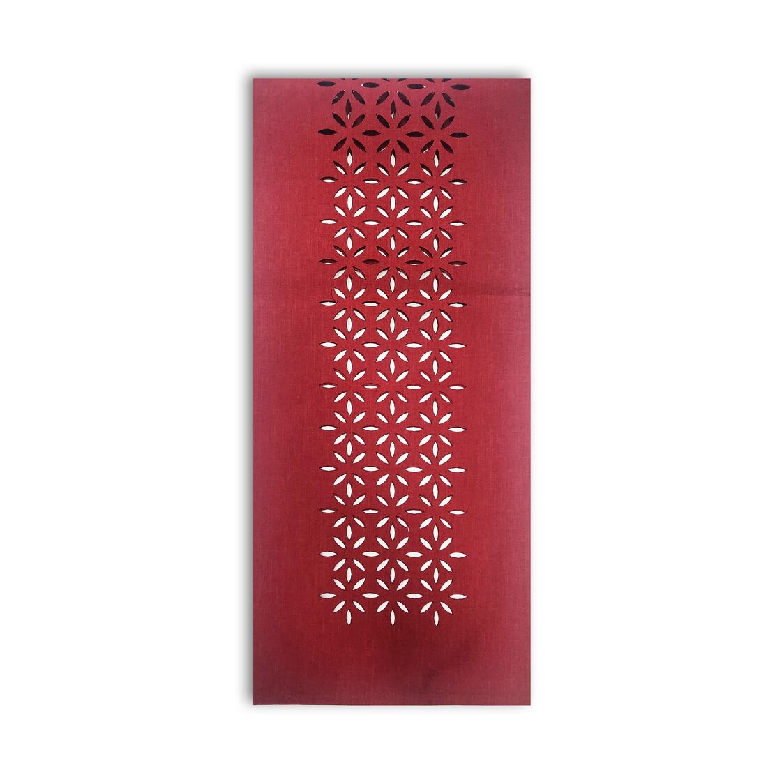 J. Rapee Morocco Tablerunner Red