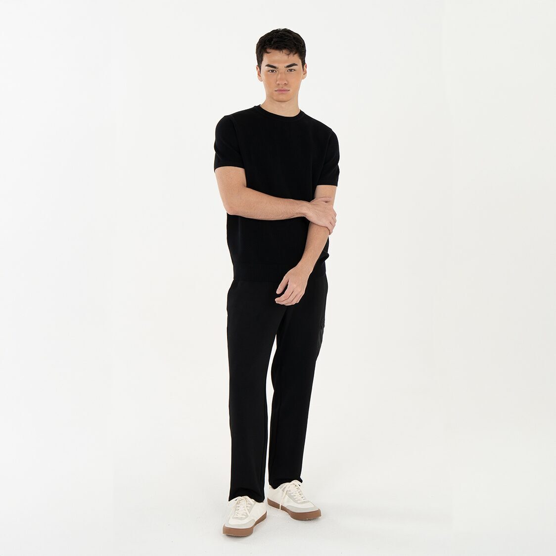 K/WOODS Mens Calmline Crew Neck - Black
