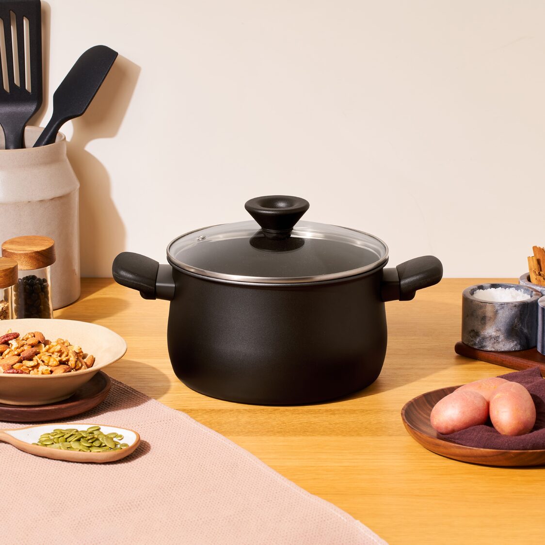 Meyer Midnight Hard Anodized IH 24cm/7.6l Covered Stockpot (Induction) - 85073