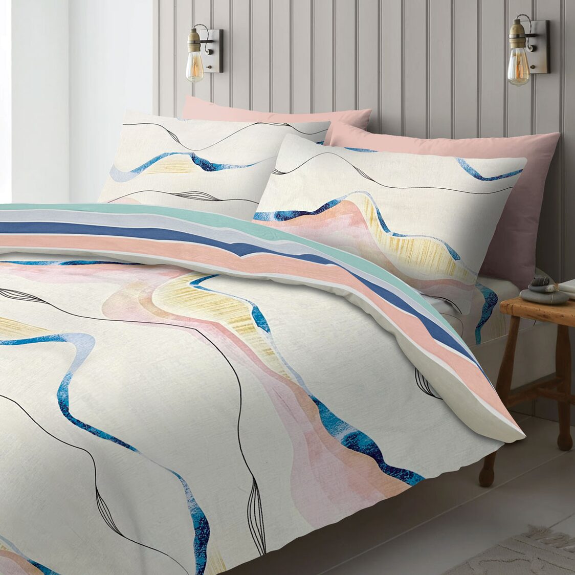 The Gang By Charles Millen College GC04 Bella Fitted Sheet Set / Comforter