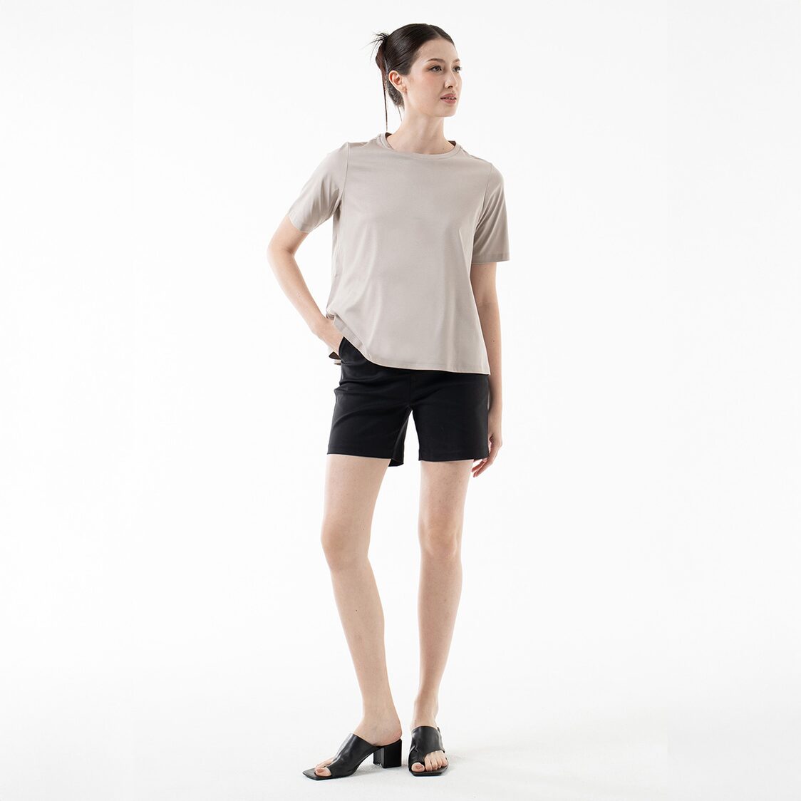 K/WOODS Essential Crew Neck Tee in Pewter