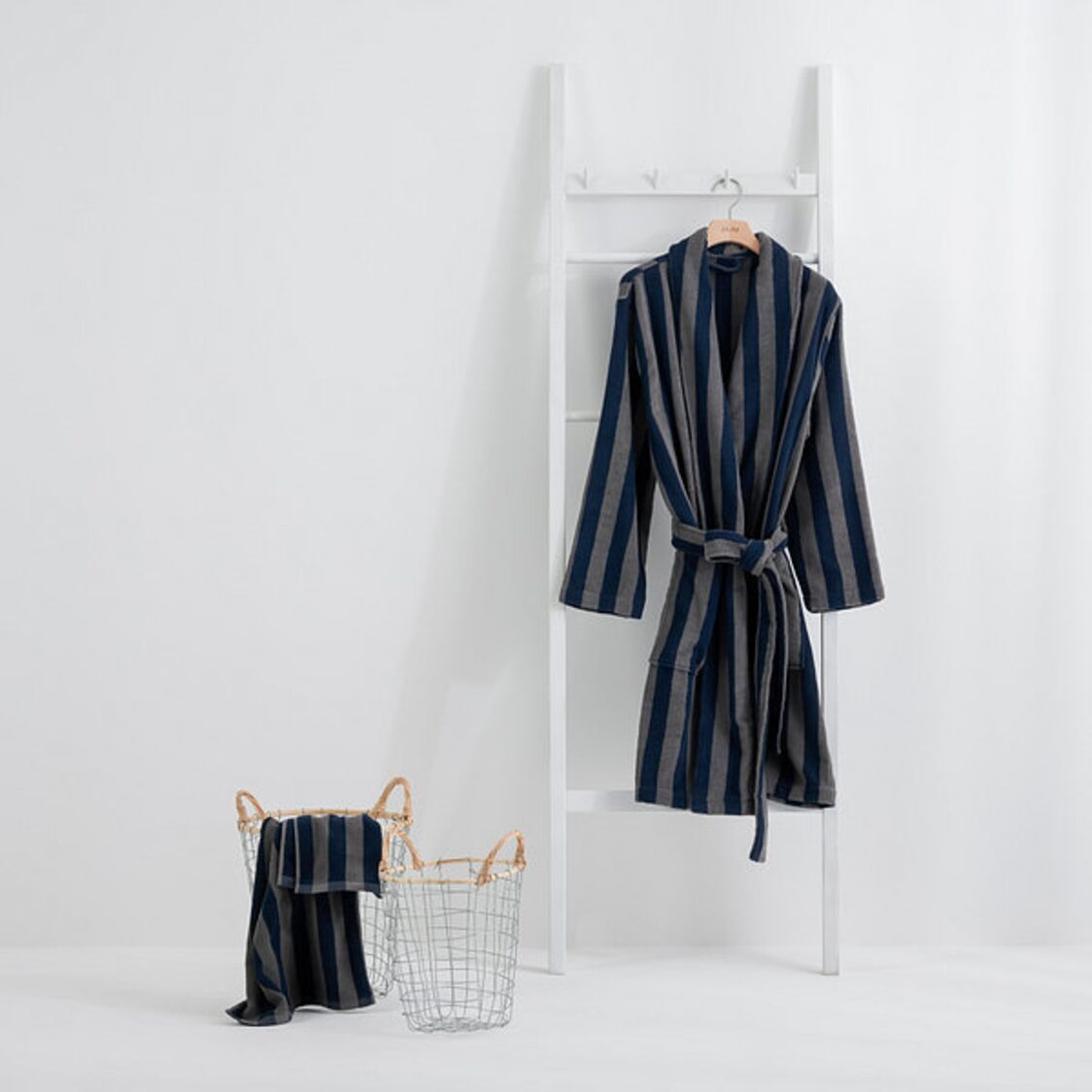 Jaju Stripe Terry Bathrobe Navy