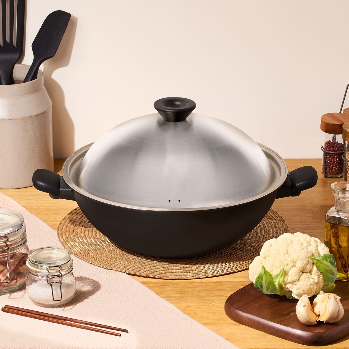Meyer Midnight Nonstick 36cm Hard Anodized Chinese Wok with Lid (Induction) 82009