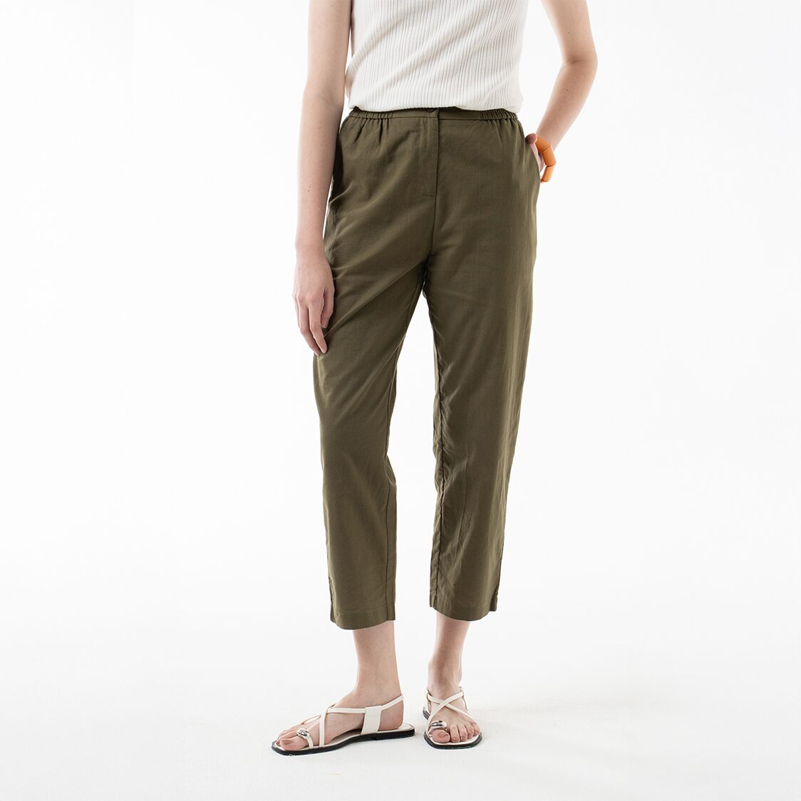K/WOODS Breezy Linen Pants in Dark Olive