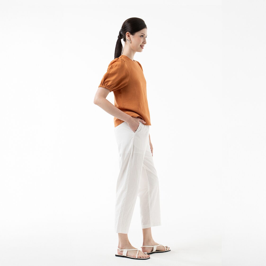 K/WOODS Effortless Puff Top in Caramel