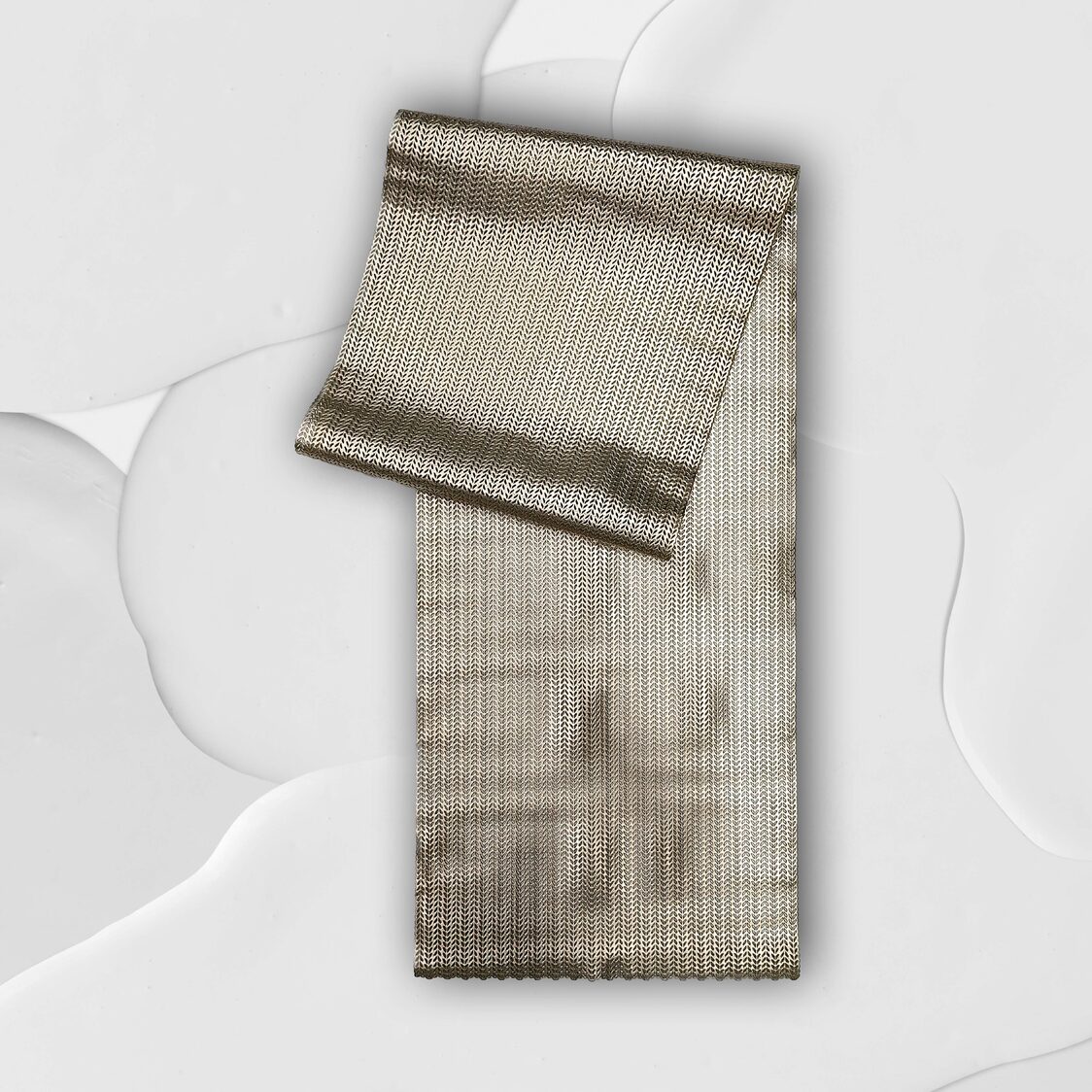 J. Rapee Lattice Tablerunner Gold