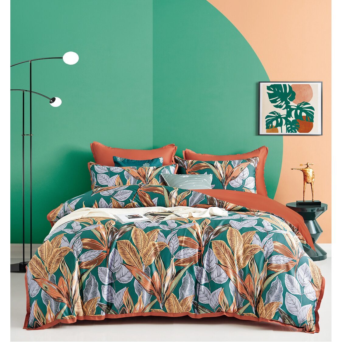 Kiff Carnation II Fitted Sheet / Bed Set Orange/Flower