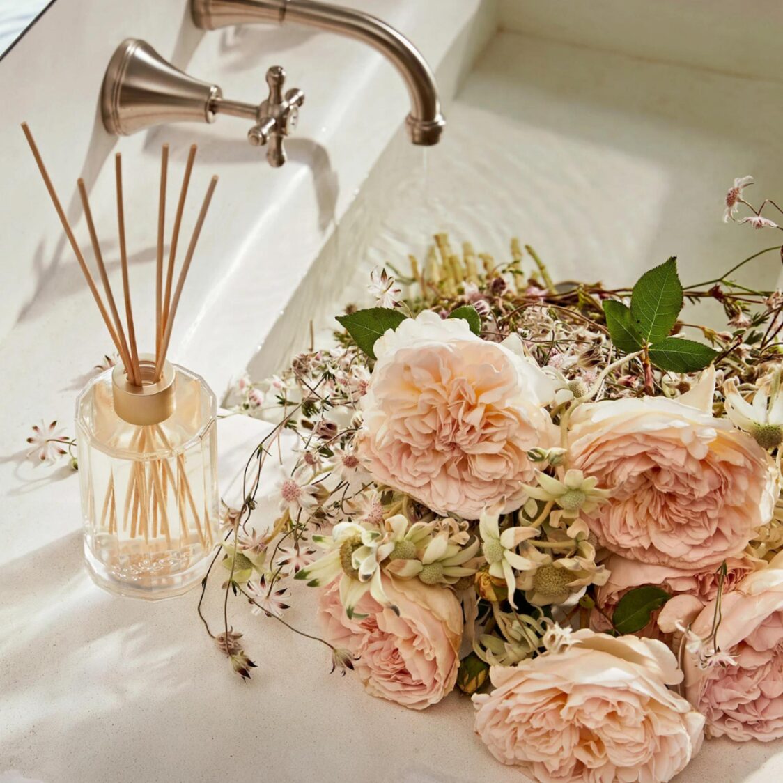 Circa Diffuser 250ml -  Rose & Lychee