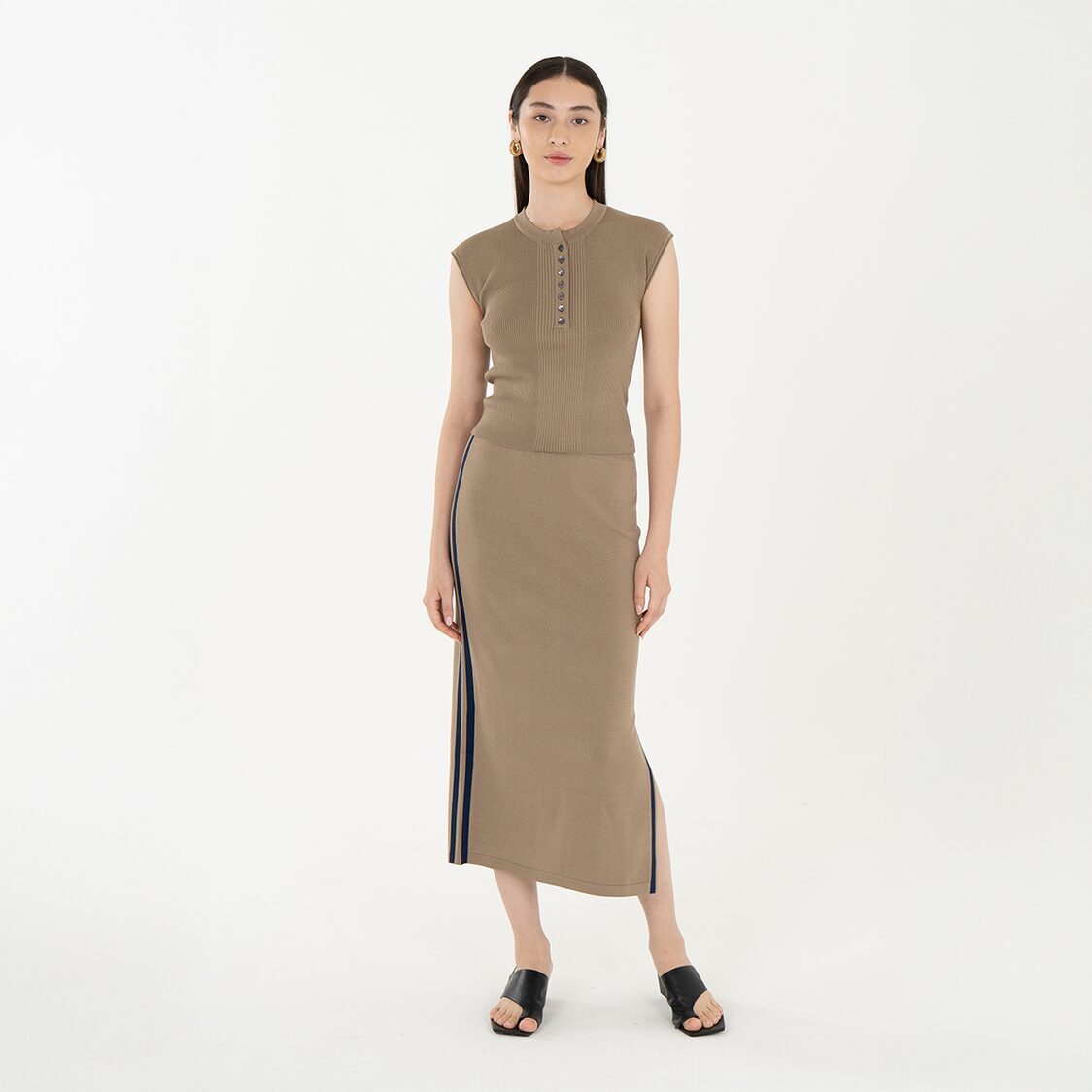 K/WOODS Ice Cool Urban Edge Rib Top in Camel
