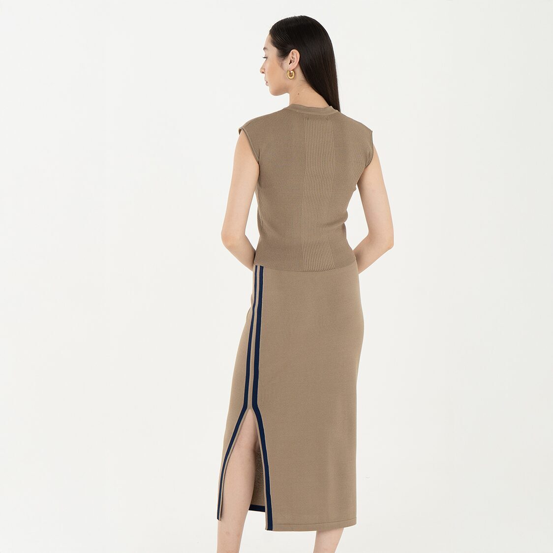 K/WOODS Ice Cool Urban Edge Rib Top in Camel