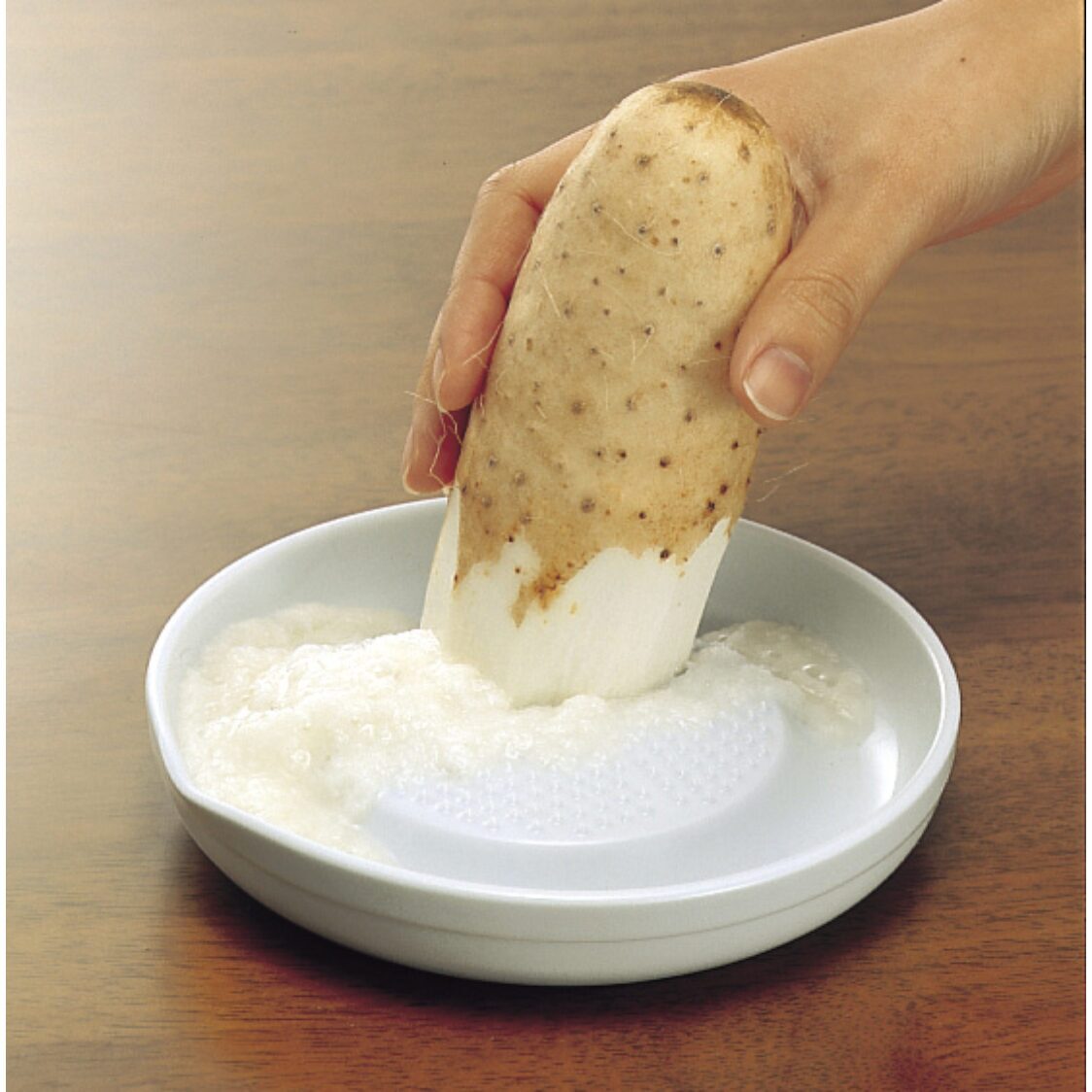 Kyocera Ceramic Medium Grater (CD-18)