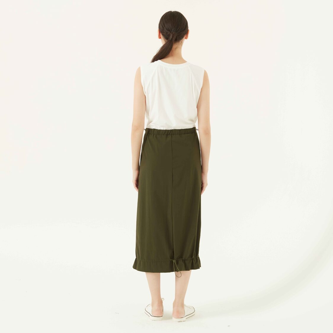 K/WOODS Seeveless Dress In Off White/olive