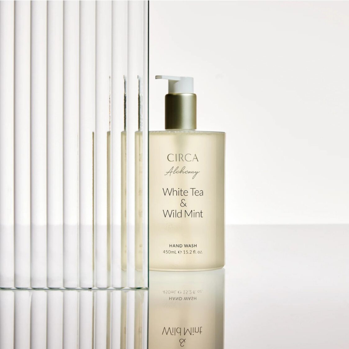 Circa Hand Wash 450ml - White Tea & Wild Mint (Alchemy)