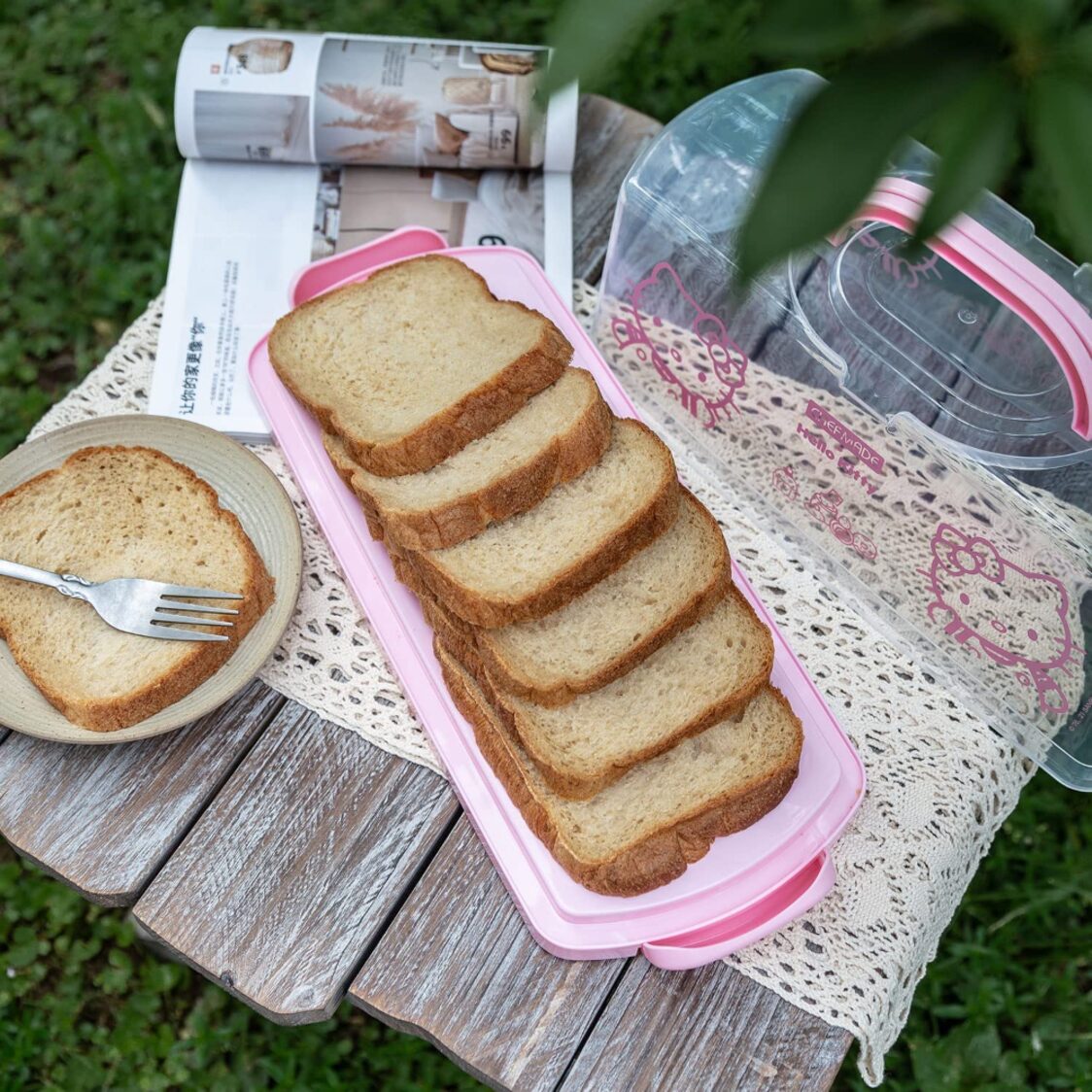 CHEFMADE Hello Kitty PP Portable Bread Box 1898CM-KT7106