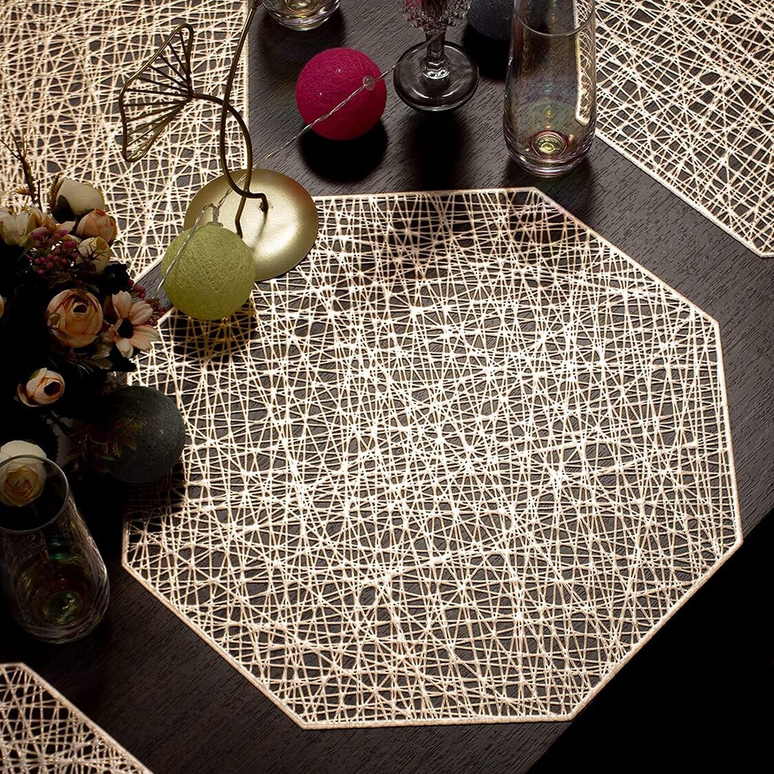 J. Rapee Mode Placemat Gold