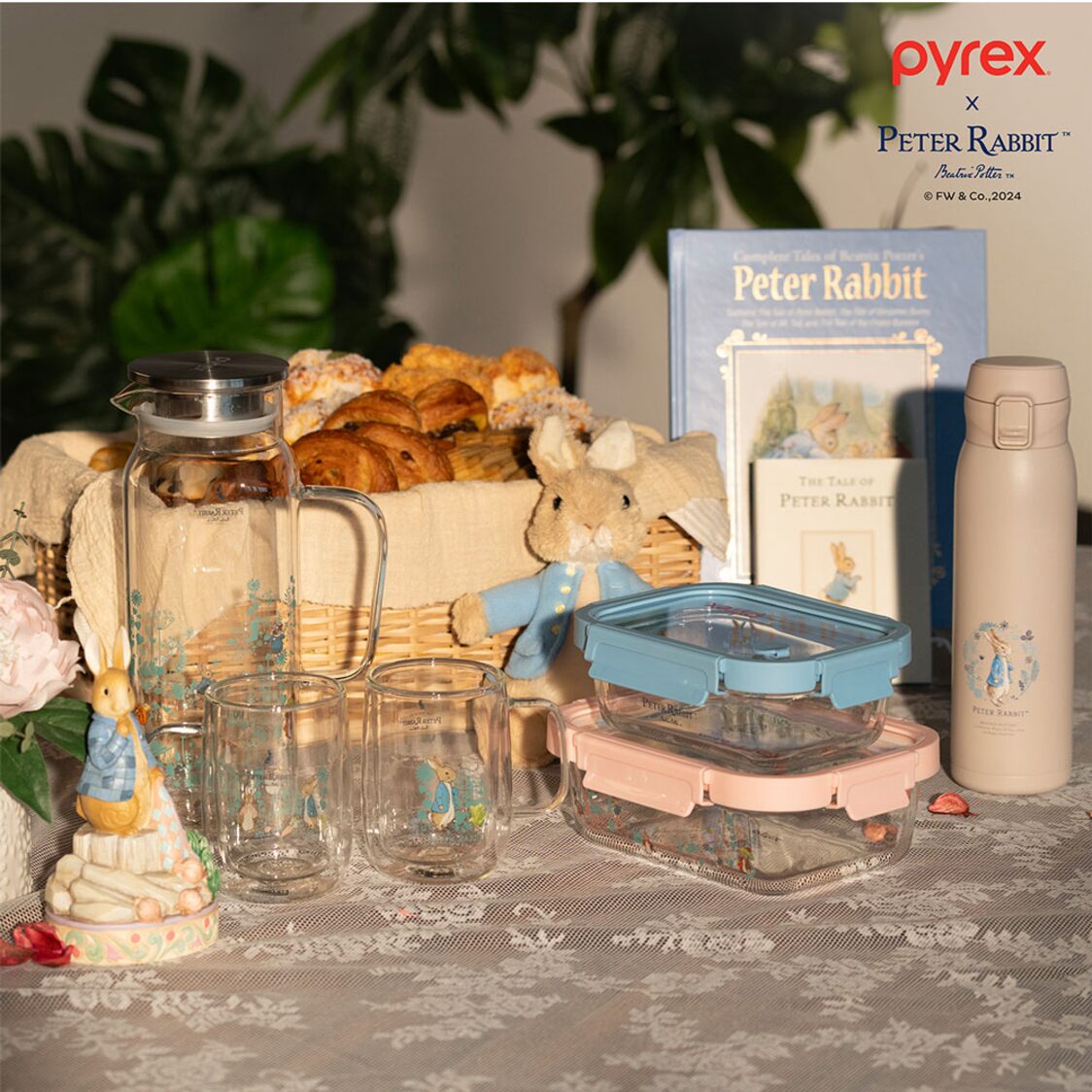 [Metro Exclusive] Pyrex Peter Rabbit 2pc Double Wall Glasses 345ml