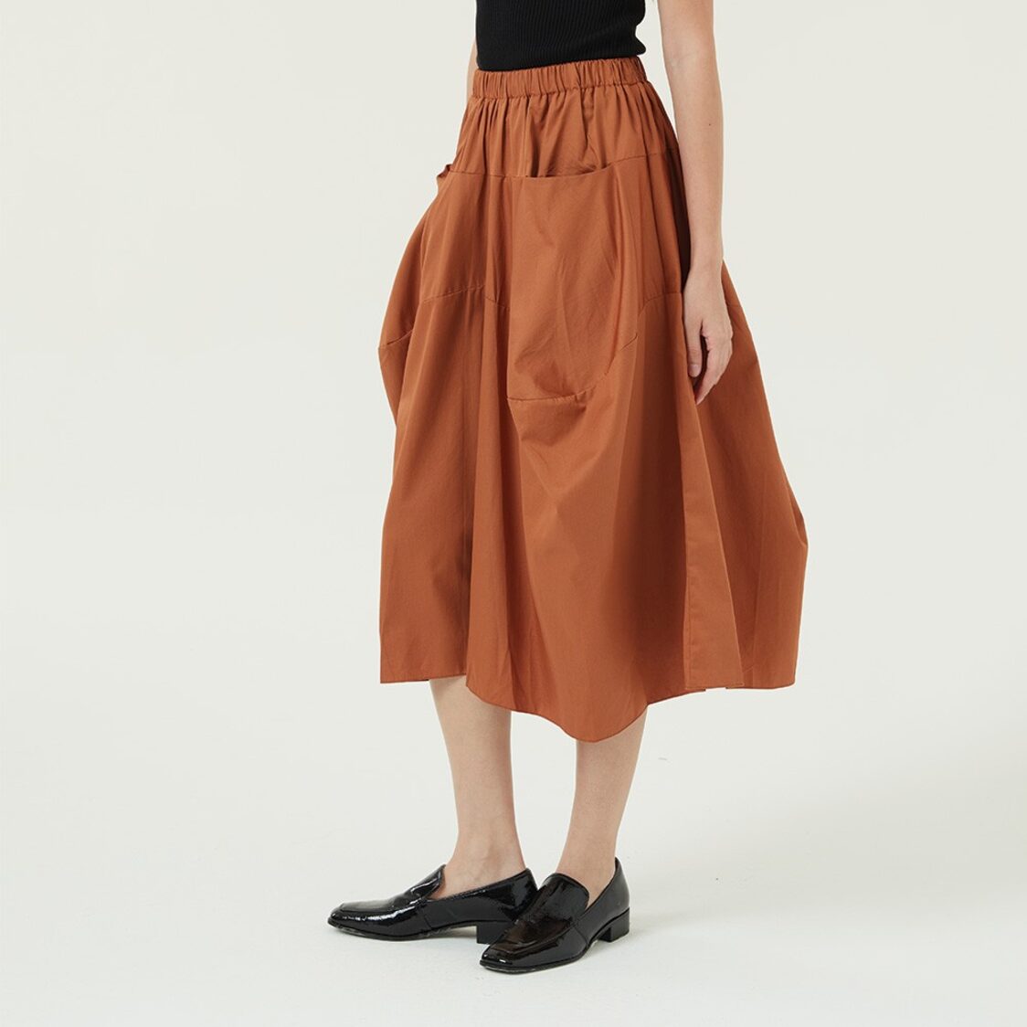 K/WOODS Stain Repellent Wide Legged Pants In Mocha