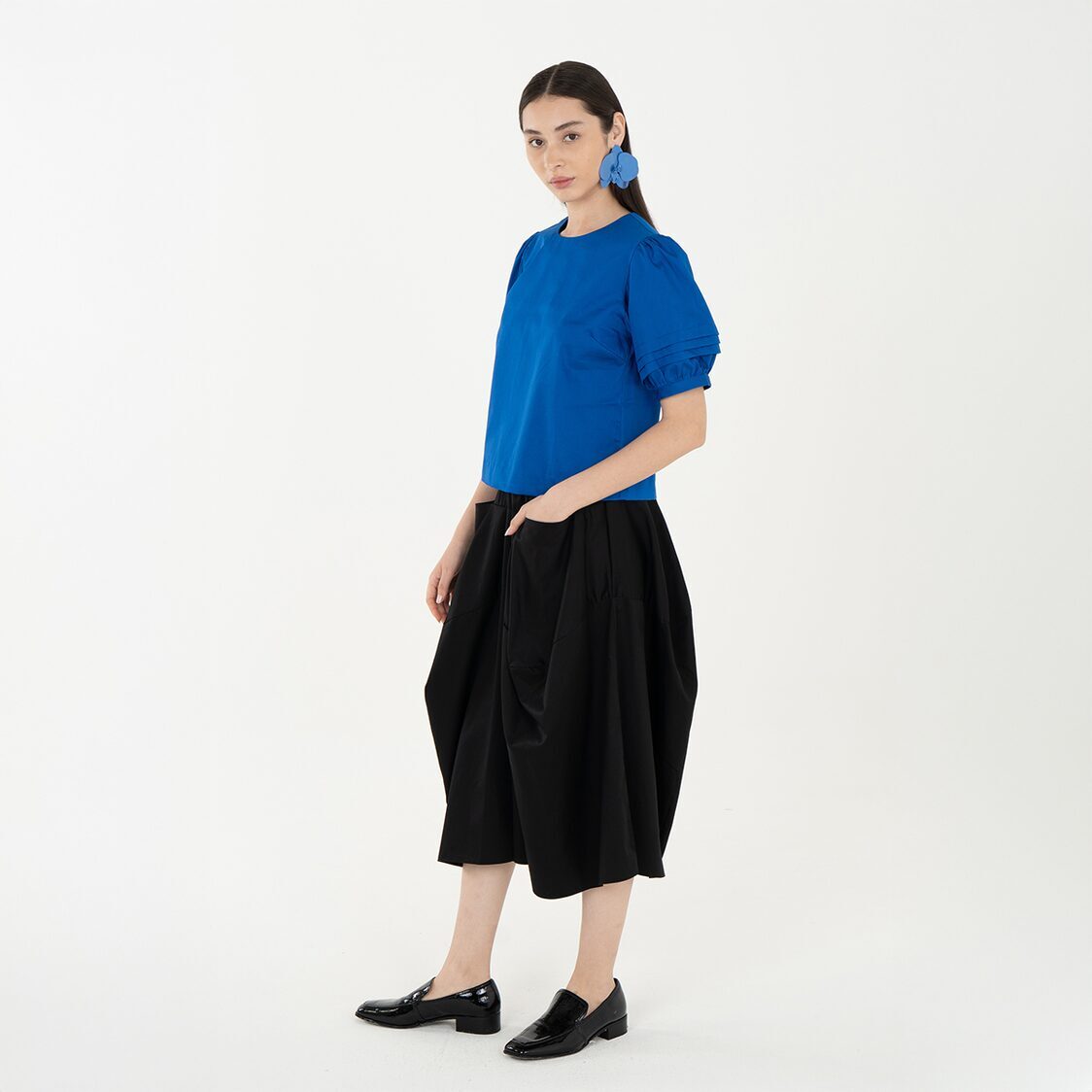 K/WOODS Stain Repellent Fold Puff Blouse In Blue