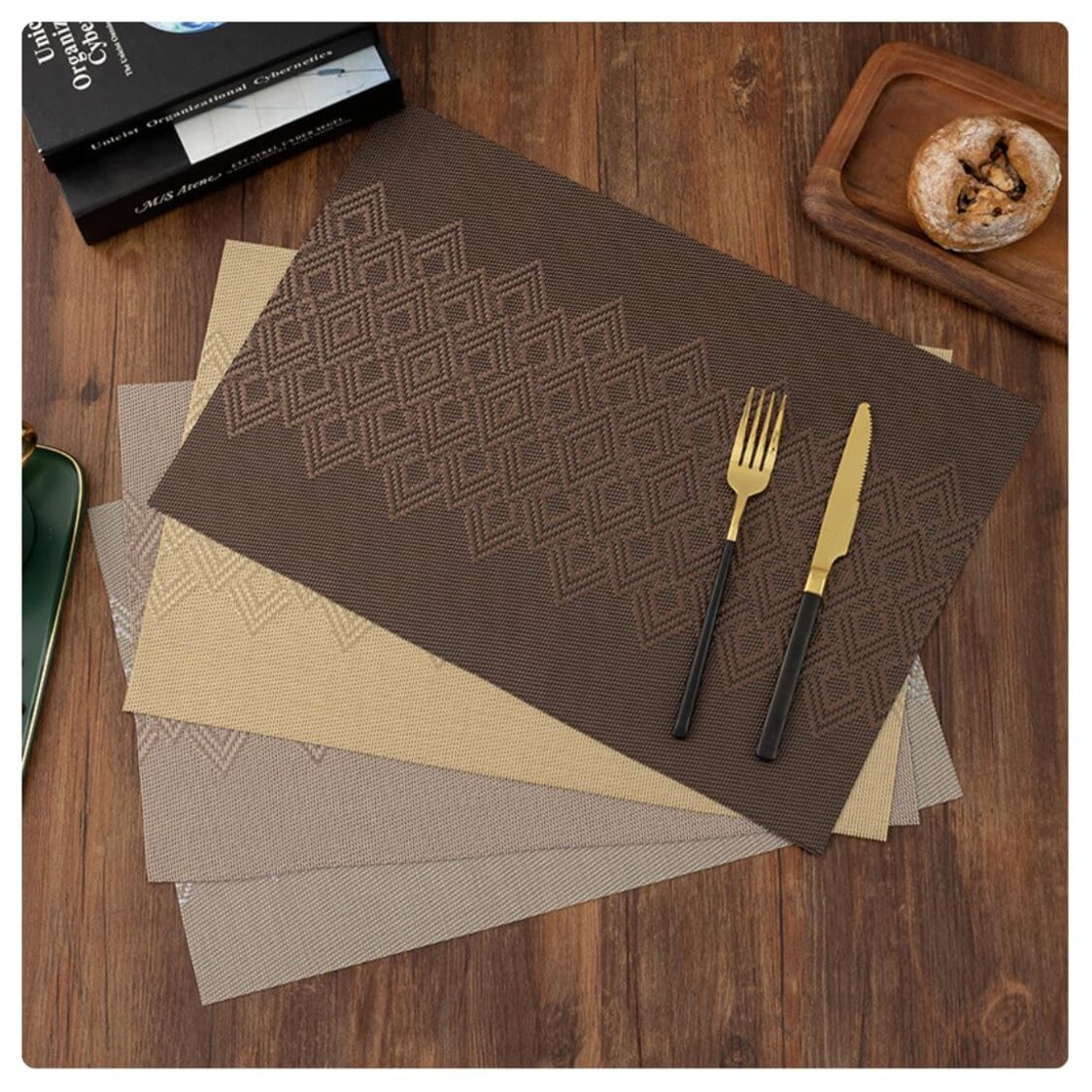 J. Rapee Puzzle Placemat Brown