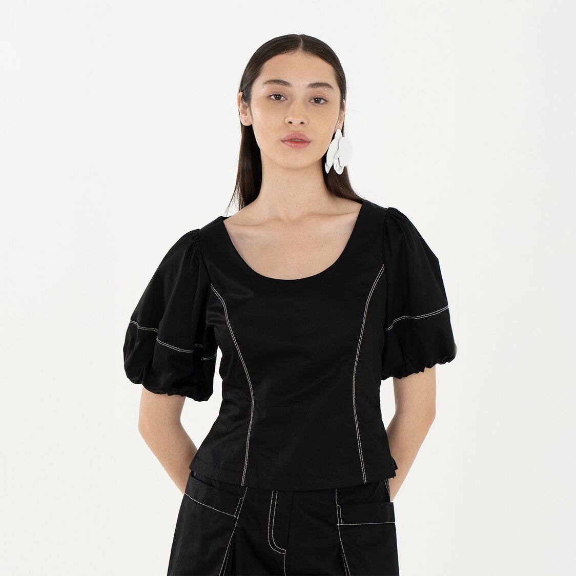 K/WOODS Stain Repellent Seam Theory Top in Black