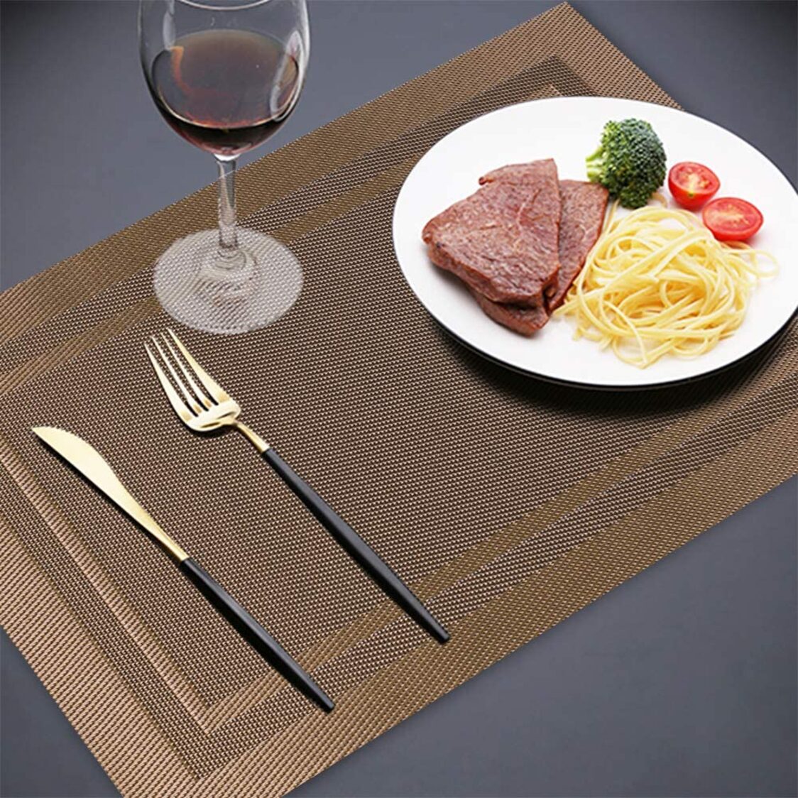 J. Rapee Cornice Placemat Brown