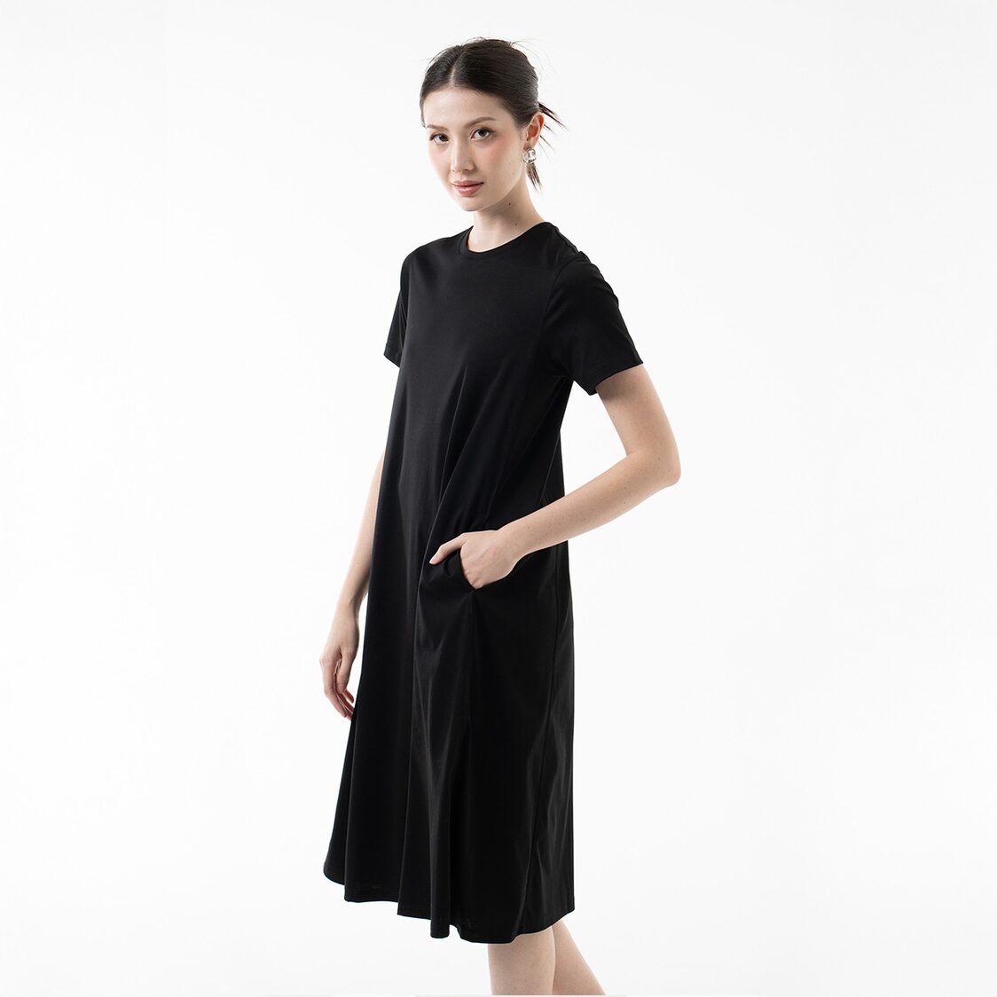 K/WOODS Cozy Midi Dress in Black