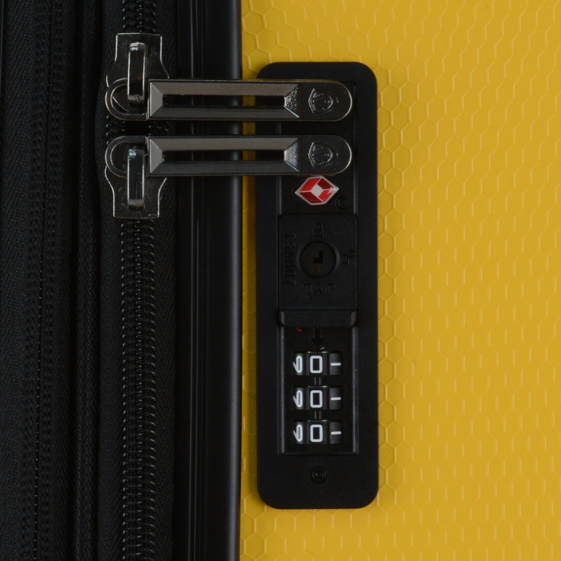 Traveler's Choice Beauvais Set - Yellow