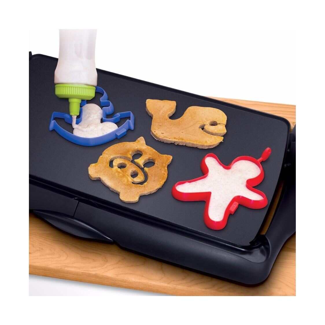 Tovolo Silicone Breakfast Shaper Whale