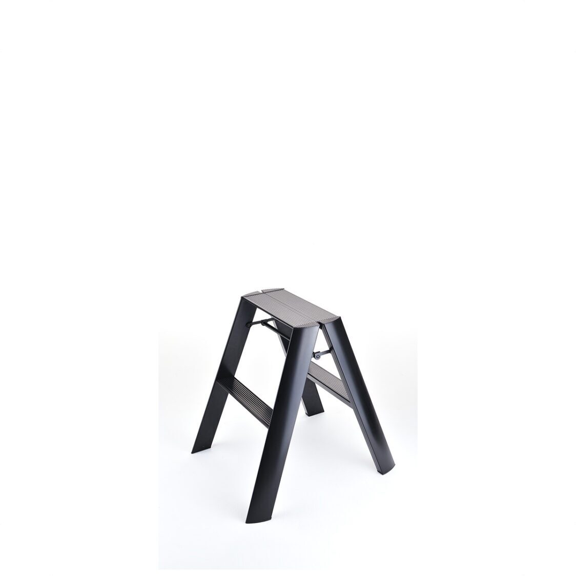 Lucano Alu 2 Step Black ML22BK