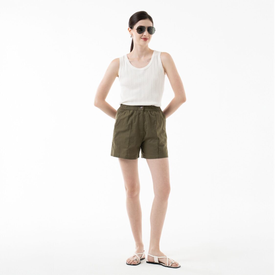 K/WOODS Essential Linen Shorts in Olive