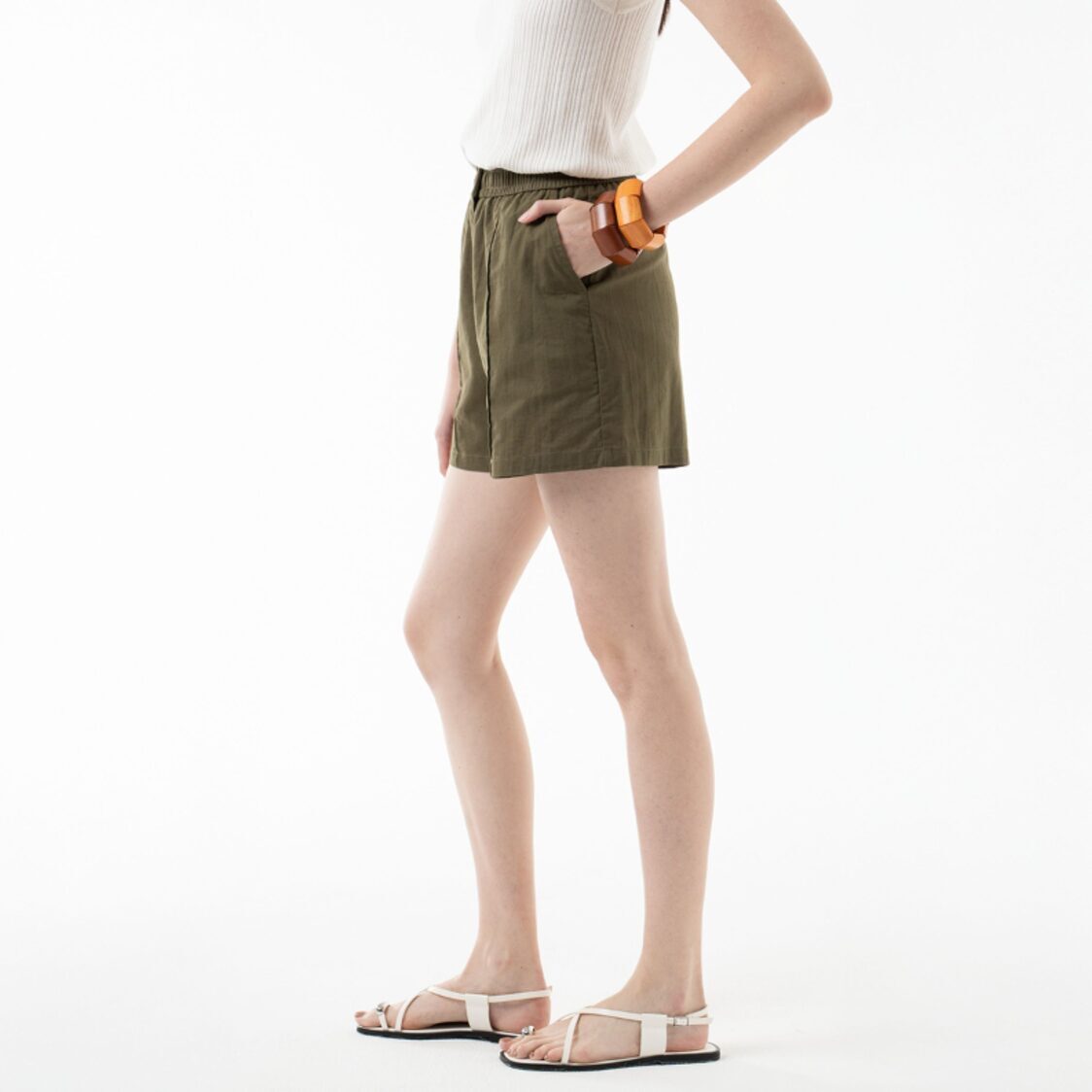 K/WOODS Essential Linen Shorts in Olive